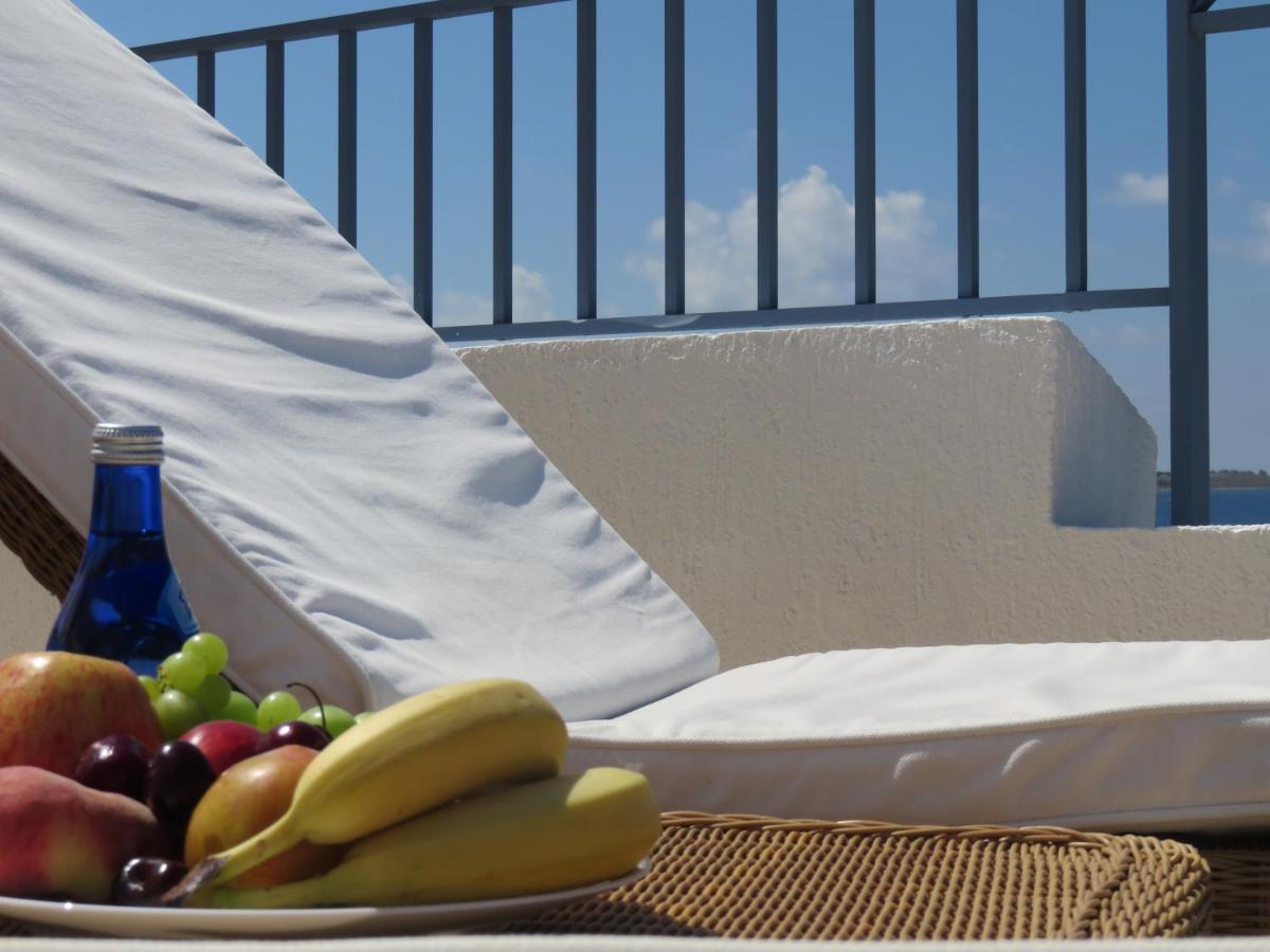 Sunny Limnaria Gardens 2 Bedroom Apartment Paphos Kültér fotó